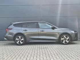 Ford Focus (2024) thumbnail 7