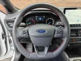 Ford Focus (2022) thumbnail 12