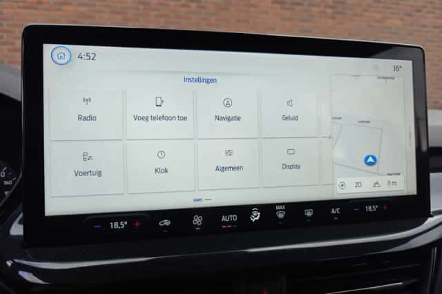 Ford Focus (2022) thumbnail 15
