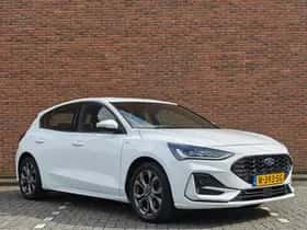 Ford Focus (2022) thumbnail 5