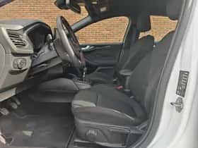 Ford Focus (2022) thumbnail 8