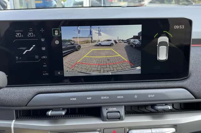 Kia EV3 (2025) thumbnail 16