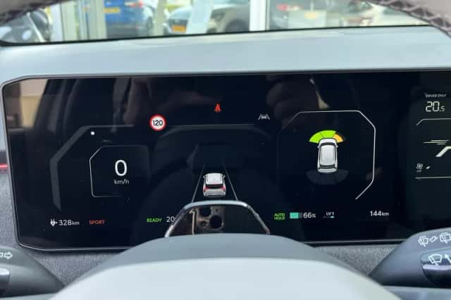 Kia EV3 (2025) thumbnail 18