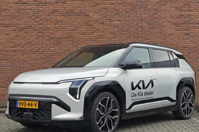 Kia EV3 (2025) thumbnail 3