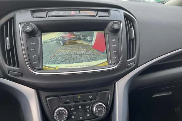 Opel Zafira (2017) thumbnail 14