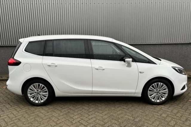 Opel Zafira (2017) thumbnail 6