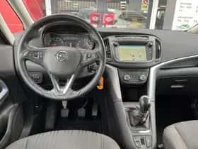 Opel Zafira (2017) thumbnail 9