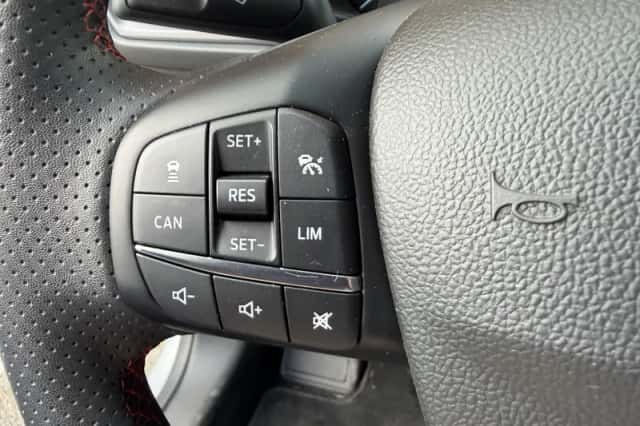 Ford Focus (2024) thumbnail 19