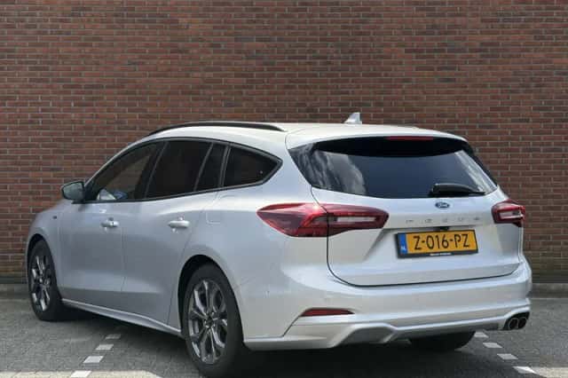 Ford Focus (2024) thumbnail 7