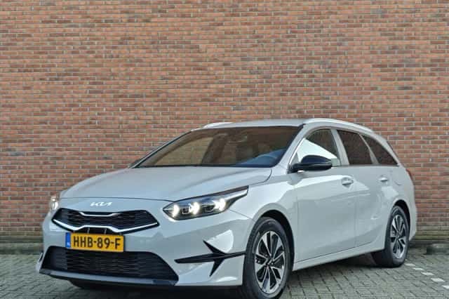 Kia Ceed Sportswagon (2025) thumbnail 2