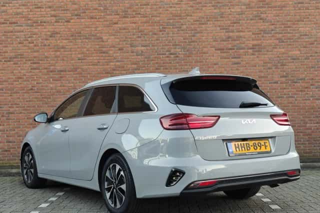 Kia Ceed Sportswagon (2025) thumbnail 4