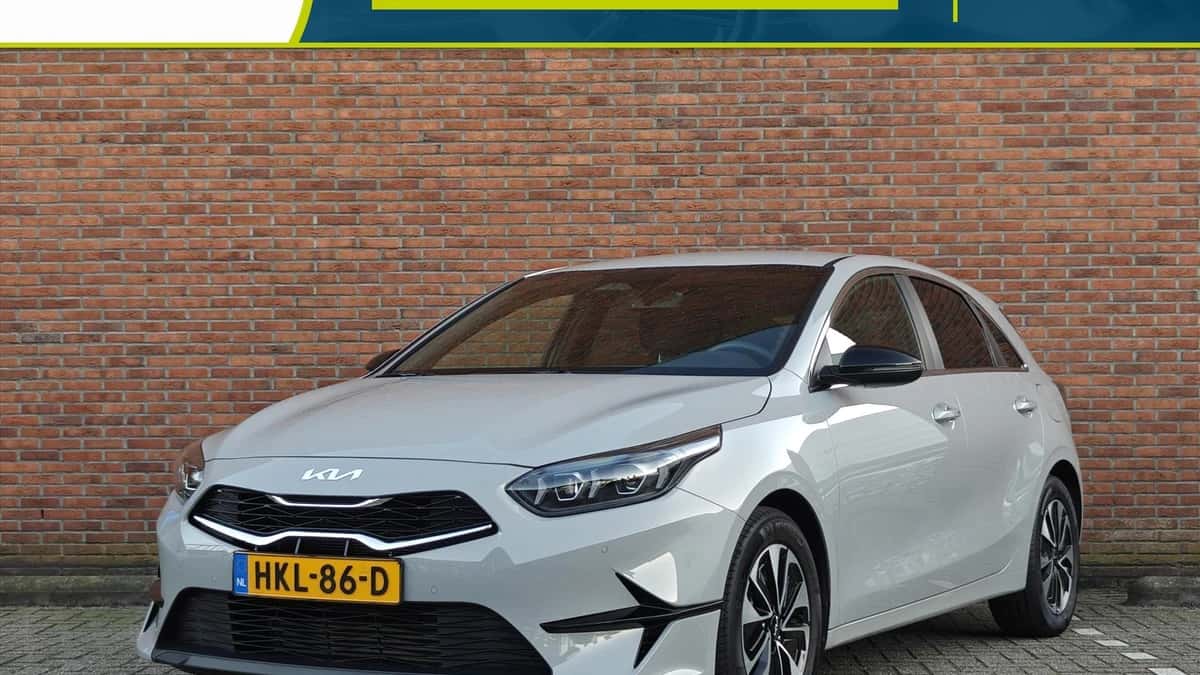 Kia Ceed (2025) — foto 1