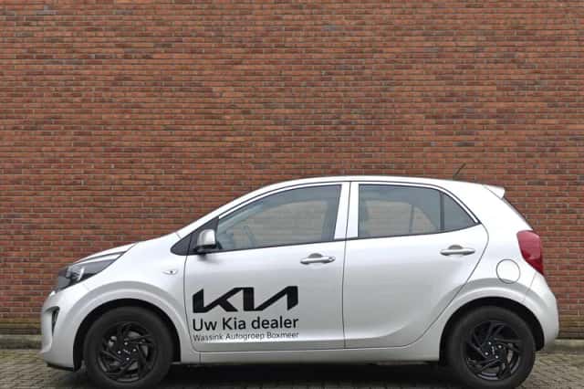 Kia Picanto (2024) thumbnail 2