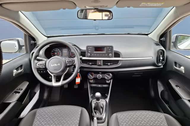 Kia Picanto (2024) thumbnail 11