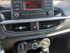 Kia Picanto (2024) thumbnail 22