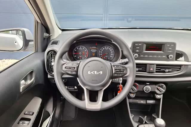 Kia Picanto (2024) thumbnail 8