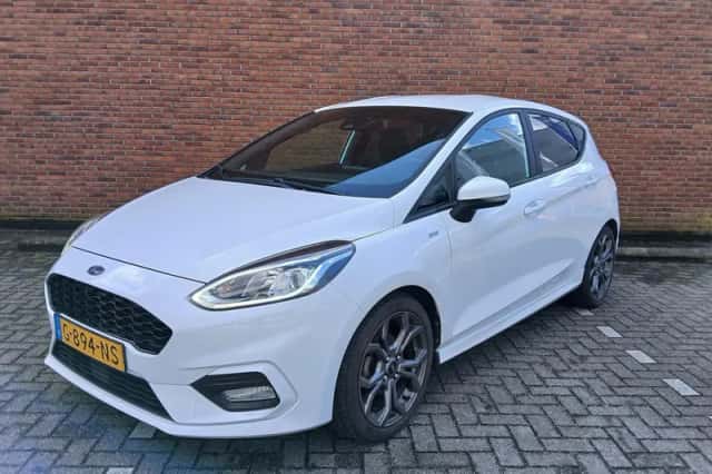 Ford Fiesta (2019) thumbnail 2