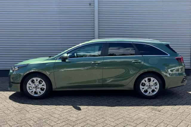 Kia Ceed Sportswagon (2025) thumbnail 3