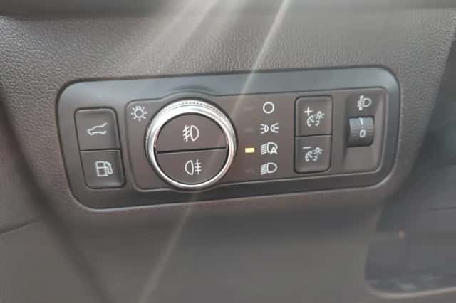 Ford Kuga (2023) thumbnail 16