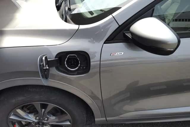Ford Kuga (2023) thumbnail 19