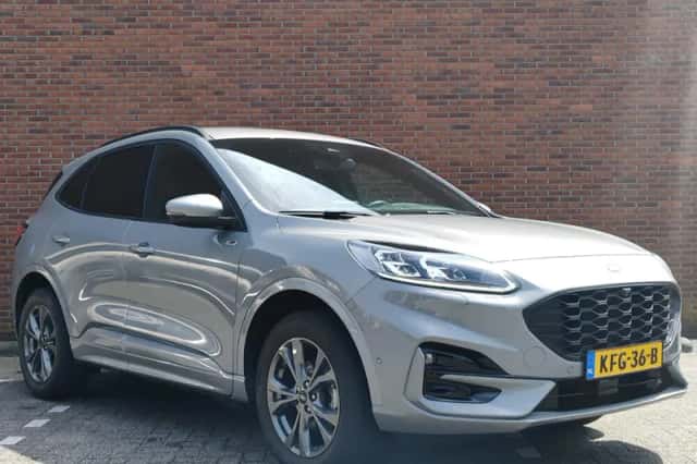 Ford Kuga (2023) thumbnail 31