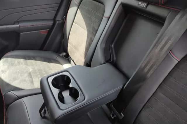 Ford Kuga (2023) thumbnail 7
