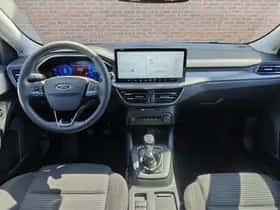 Ford Focus (2022) thumbnail 11