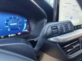 Ford Focus (2022) thumbnail 16