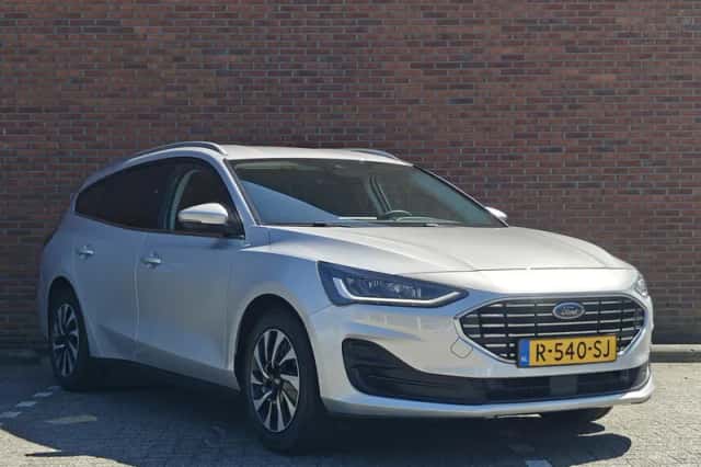 Ford Focus (2022) thumbnail 6