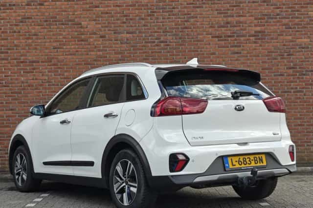 Kia Niro (2021) thumbnail 3