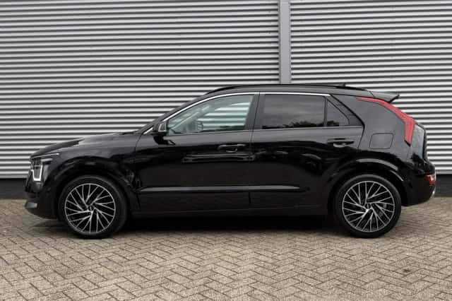 Kia Niro (2024) thumbnail 2
