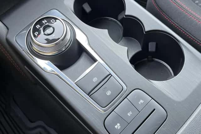 Ford Kuga (2024) thumbnail 28