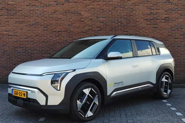 Kia EV3 (2025) thumbnail 2