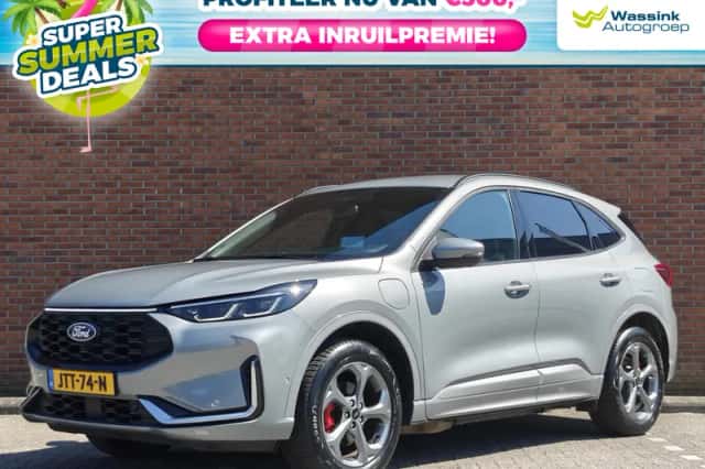 Ford Kuga (2024) thumbnail 1