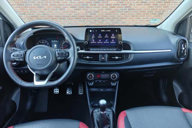 Kia Picanto (2022) thumbnail 11
