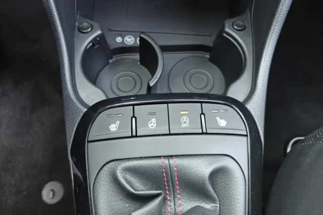 Kia Picanto (2022) thumbnail 22