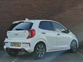 Kia Picanto (2022) thumbnail 5