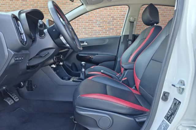 Kia Picanto (2022) thumbnail 10