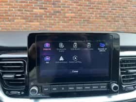 Kia Stonic (2021) thumbnail 16
