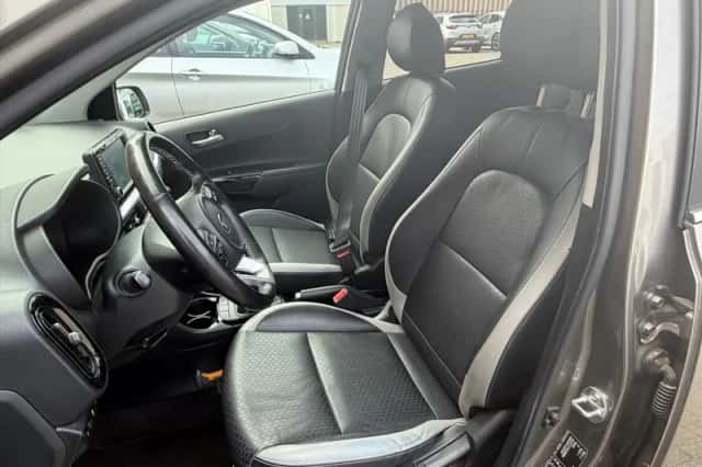 Kia Picanto (2018) thumbnail 17
