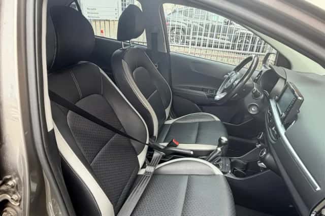 Kia Picanto (2018) thumbnail 18