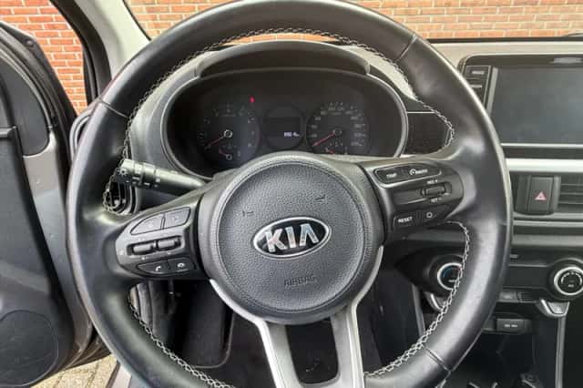 Kia Picanto (2018) thumbnail 20