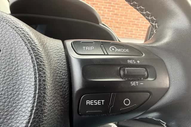 Kia Picanto (2018) thumbnail 22