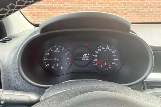 Kia Picanto (2018) thumbnail 23