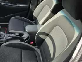 Hyundai Kona (2018) thumbnail 18