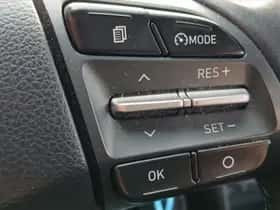 Hyundai Kona (2018) thumbnail 7