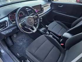 Kia Rio (2021) thumbnail 11