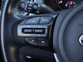 Kia Rio (2021) thumbnail 15