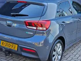 Kia Rio (2021) thumbnail 9