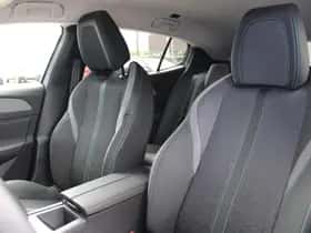 Peugeot 408 (2025) thumbnail 26
